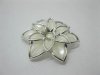 20Pcs Pearl Ivory Flower Hairclip Jewelry Finding Beads 4cm 20Pcs Pearl Ivory Flower Hairclip Jewelry Finding Beads 4cm