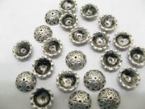 250 Pewter Silver Flower Metal Bead Caps 250 Pewter Silver Flower Metal Bead Caps