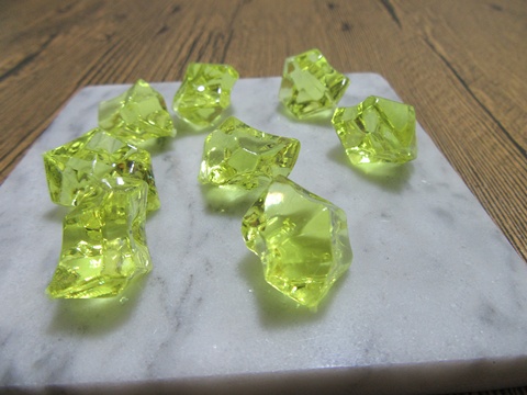 230X Yellow Acrylic Ice Pieces Stones Wedding Party - Click Image to Close