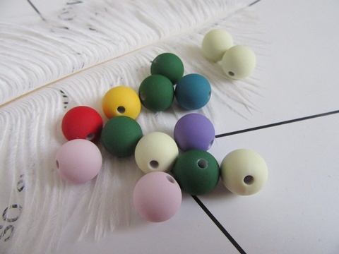 250 Round Acrylic Rubber Beads 12mm for Jewelry Making - Click Image to Close