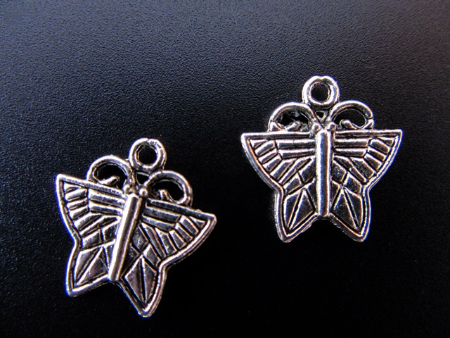 100 Silver Plated Metal Butterfly Beads Pendants 17x17mm - Click Image to Close