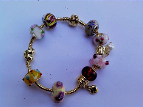 1X Golden Heart charm colour European beads Bracelet 20cm - Click Image to Close